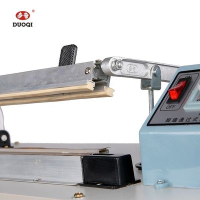 220V DUOQI SFP-600 Σιδερένιο Πεντάλ Πεντάλ Σφραγιστής Τσάντα Σφραγιστής Θερμικός Σφραγιστής Ημιαυτόματη Μηχανή Σφραγίσματος